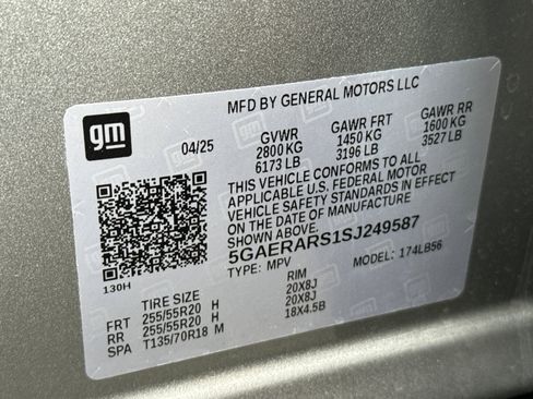 Used 2025 Buick Enclave Preferred image 52