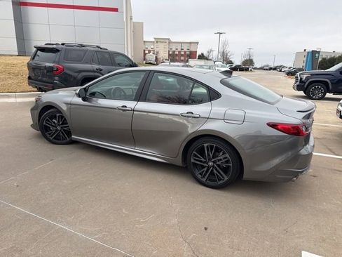 Used 2025 Toyota Camry XSE image 5