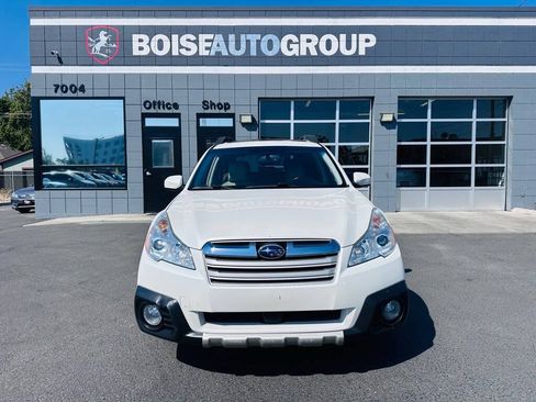 Used 2014 Subaru Outback 2.5i Limited AWD/4WD image 2
