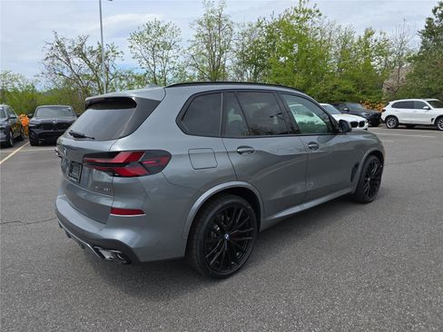 New 2026 BMW X5 xDrive40i w/ M Sport Package AWD/4WD image 3