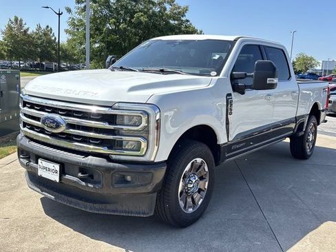 Used 2024 Ford F250 King Ranch w/ FX4 Off-Road Package AWD/4WD image 9