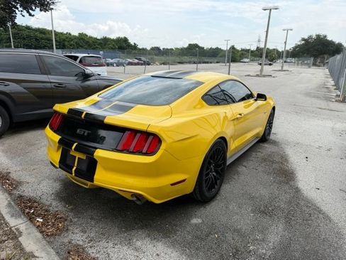 Used 2017 Ford Mustang GT w/ GT Performance Package RWD image 8