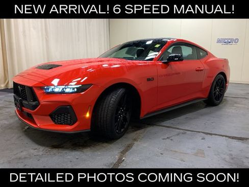 Used 2025 Ford Mustang GT RWD image 35