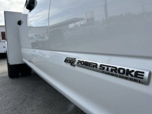 Used 2019 Ford F350 XL w/ Power Equipment Group AWD/4WD image 16