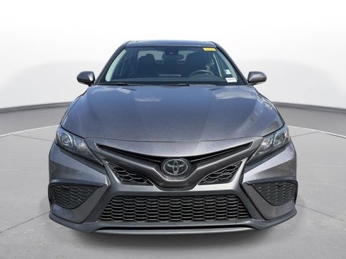Used 2024 Toyota Camry SE w/ Cold Weather Package FWD image 3