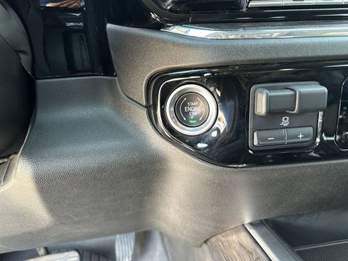 Certified 2024 Chevrolet Silverado 1500 LTZ AWD/4WD image 17
