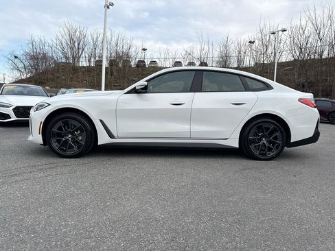 Used 2023 BMW i4 eDrive35 w/ Premium Package image 4