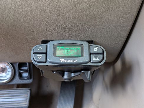 Used 2006 Chevrolet Silverado 3500 LT w/ Onstar Plus Package AWD/4WD image 27