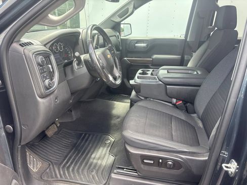Used 2021 Chevrolet Silverado 1500 LT AWD/4WD image 12