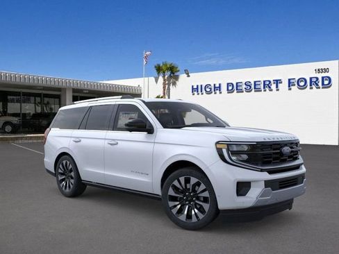 New 2025 Ford Expedition Platinum w/ Driver's Package image 7