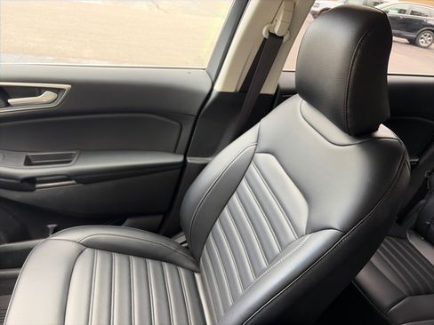Used 2023 Ford Edge SEL w/ Convenience Package AWD/4WD image 17