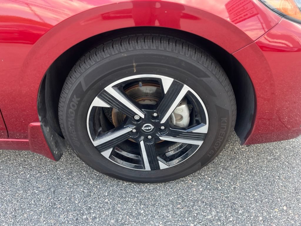 Used 2024 Nissan Sentra SV FWD image 5