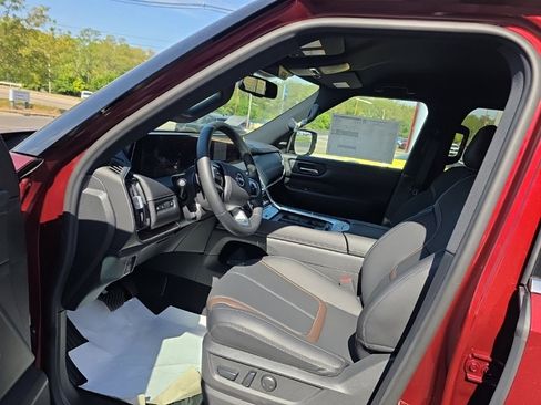 New 2026 Nissan Armada SL w/ Captain's Chari Seat Package image 16