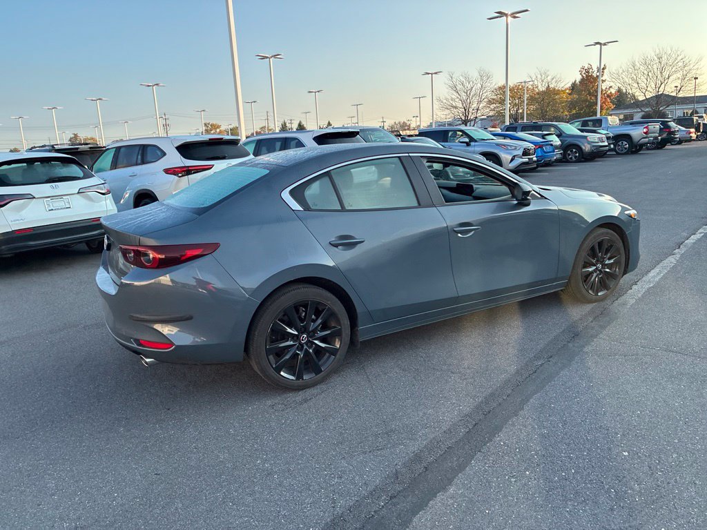 Used 2023 MAZDA MAZDA3 s FWD image 7