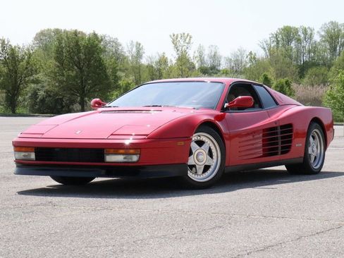 Used 1987 Ferrari Testarossa image 2
