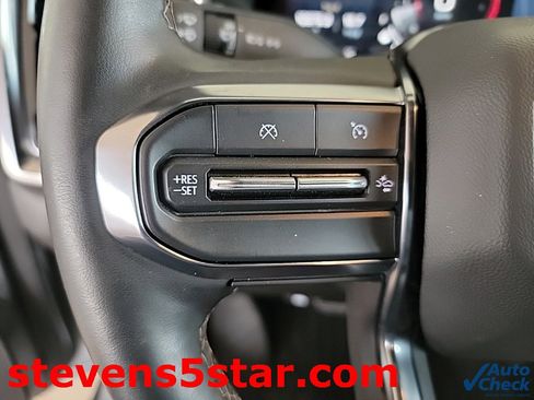 Used 2024 GMC Canyon AT4 w/ AT4 Premium Package image 20