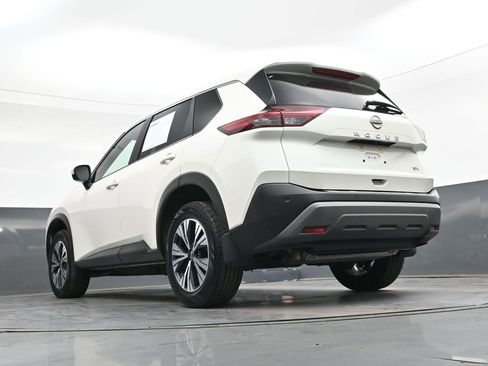 Used 2023 Nissan Rogue SV FWD image 41