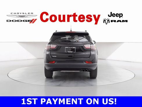 Certified 2022 Jeep Compass Altitude w/ Convenience Group image 6