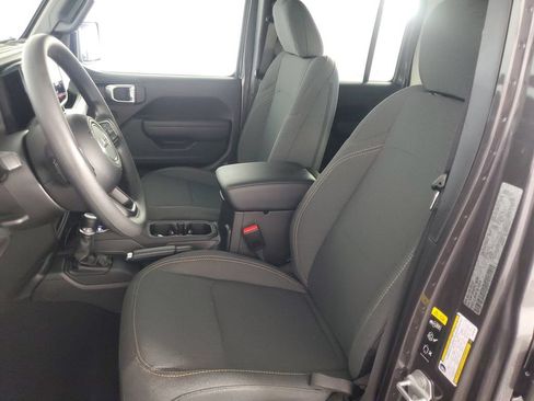 Used 2026 Jeep Wrangler Unlimited Sport AWD/4WD image 11