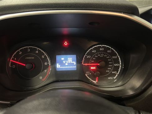 Used 2021 Subaru Crosstrek 2.0i Premium AWD/4WD image 15