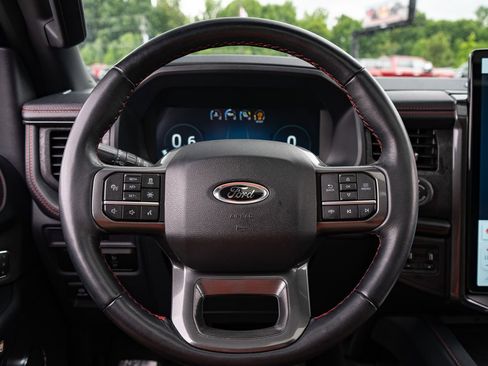 Used 2023 Ford Expedition Limited AWD/4WD image 30
