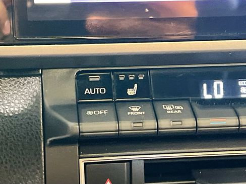 Used 2025 Toyota Camry XSE FWD image 19