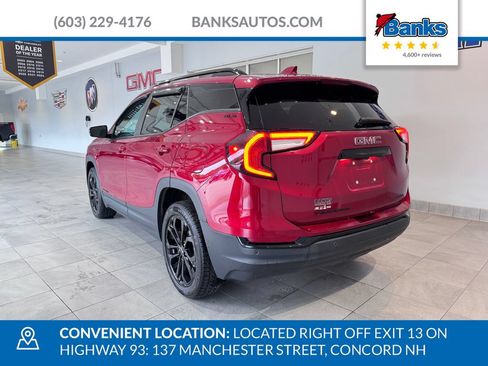 Certified 2022 GMC Terrain SLE w/ Driver Convenience Package AWD/4WD image 6