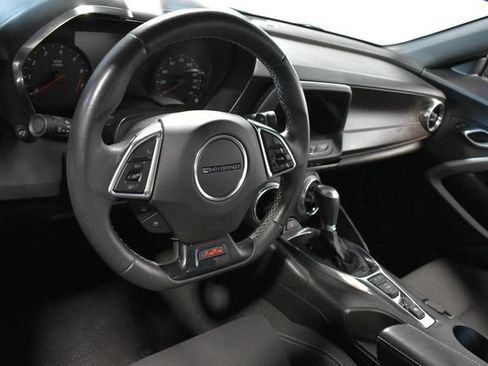 Certified 2018 Chevrolet Camaro SS RWD image 15
