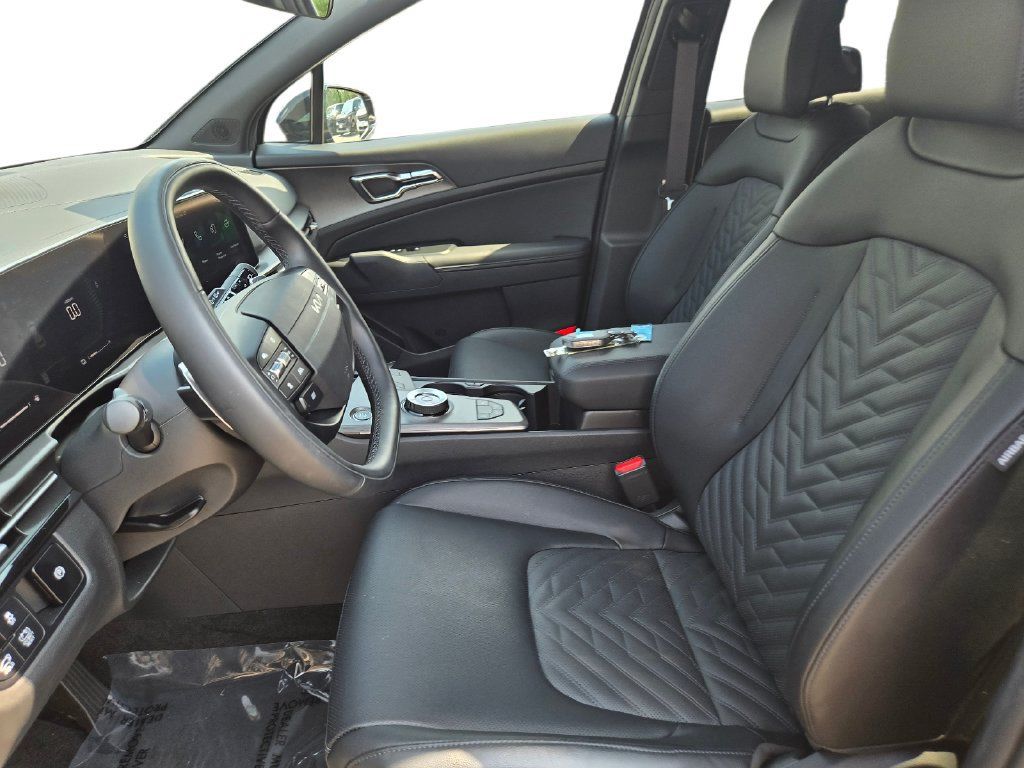 Certified 2026 Kia Sportage X-Line AWD/4WD image 17