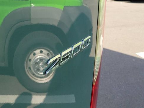 Used 2021 Mercedes-Benz Sprinter 2500 image 10