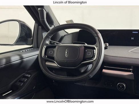 New 2026 Lincoln Navigator L Reserve AWD/4WD image 24