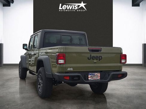 New 2026 Jeep Gladiator Sport AWD/4WD image 3