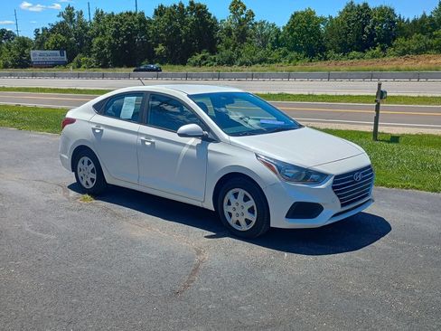 Used 2019 Hyundai Accent SE FWD image 7