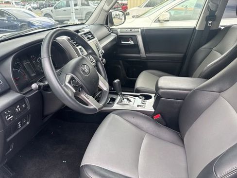 Used 2022 Toyota 4Runner SR5 Premium w/ Moonroof Package RWD image 8