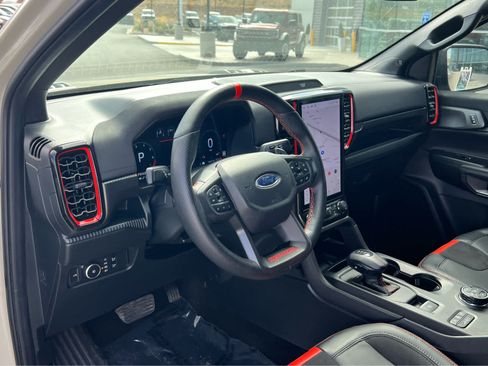 Used 2025 Ford Ranger Raptor AWD/4WD image 29