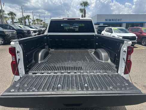 Used 2025 Chevrolet Silverado 2500 LT w/ Convenience Package AWD/4WD image 18