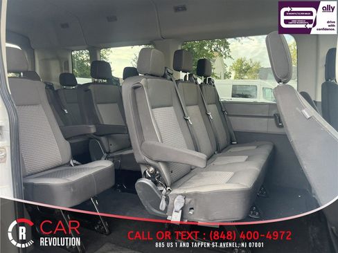 Used 2024 Ford Transit 350 XLT RWD image 11