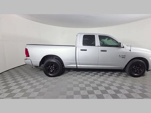 Used 2019 RAM 1500 Express RWD image 37