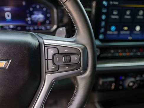 Used 2024 Chevrolet Silverado 1500 LTZ RWD image 16