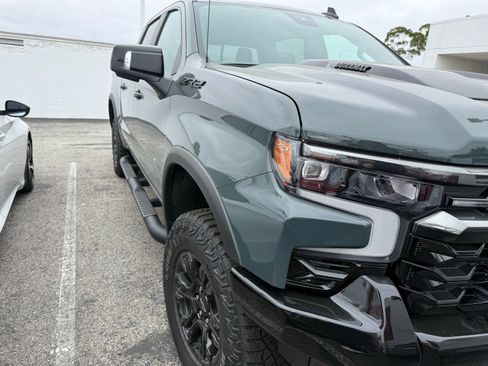 Used 2026 Chevrolet Silverado 1500 ZR2 w/ Dark Appearance Package image 3