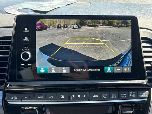 New 2026 Honda Odyssey Elite image 18