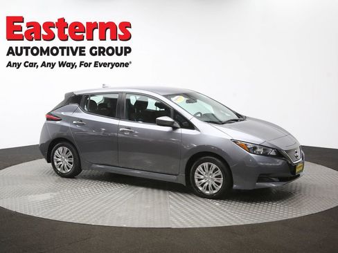 Used 2022 Nissan Leaf S image 46