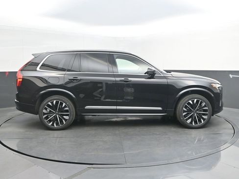 New 2026 Volvo XC90 B6 Ultra w/ Lounge Package AWD/4WD image 8