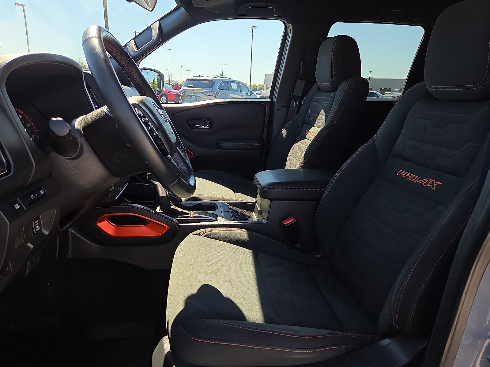 Used 2022 Nissan Frontier PRO-4X AWD/4WD image 15