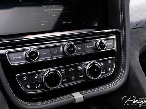 Used 2021 Bentley Bentayga Speed AWD/4WD image 35