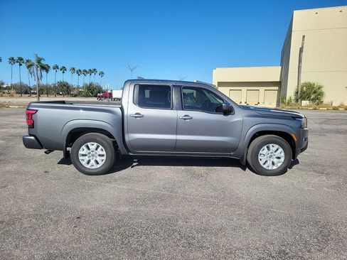 Used 2023 Nissan Frontier SV w/ SV Convenience Package image 5