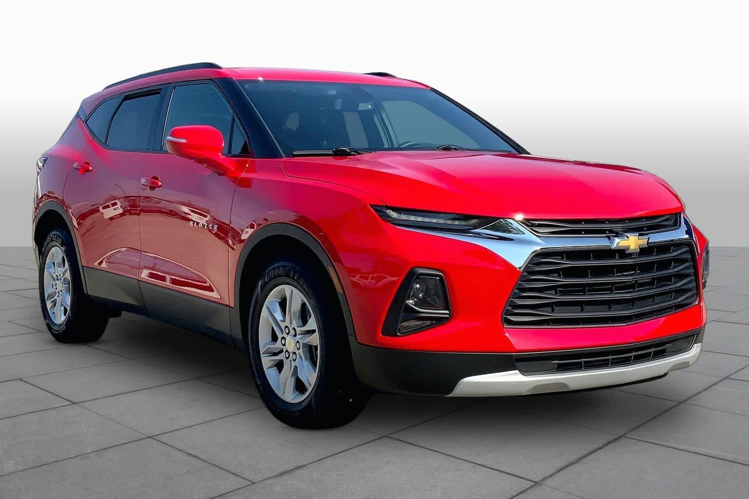 Used 2019 Chevrolet Blazer LT FWD image 3