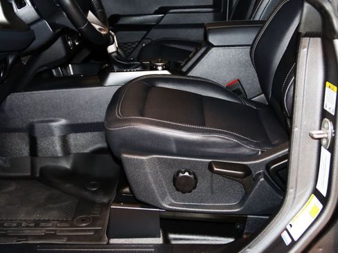 Used 2025 Ford Bronco Badlands AWD/4WD image 37