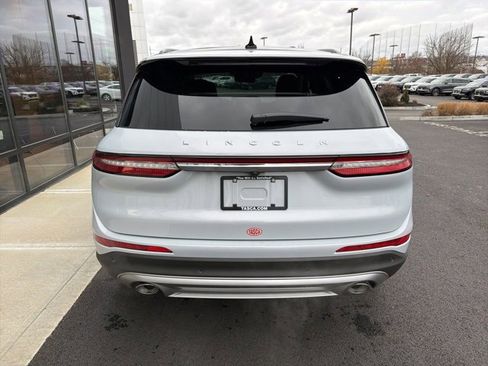 New 2026 Lincoln Corsair Premiere image 4