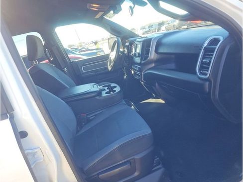 Used 2021 RAM 2500 Big Horn image 22